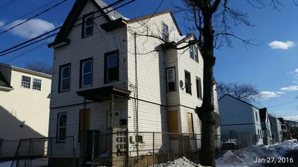 124-126 E Holsman, Paterson City, NJ 07522