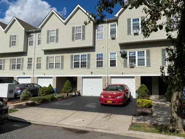 6 CARMELLA CT, Newark City, NJ 07104