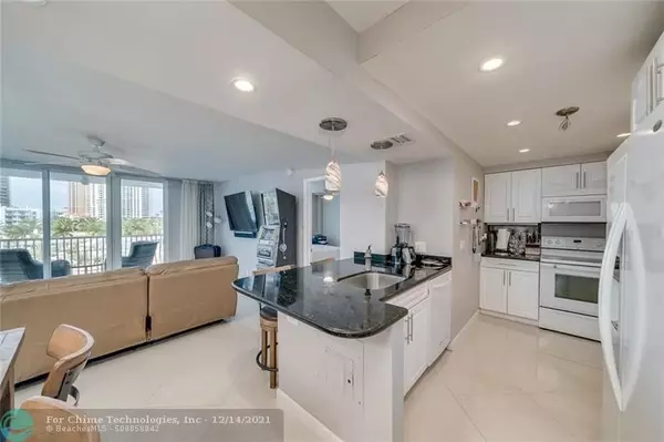 Fort Lauderdale, FL 33316,1 Las Olas Circle  #313