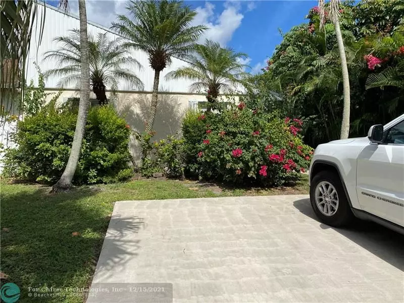 4585 NW 3rd Dr  #4585, Delray Beach, FL 33445