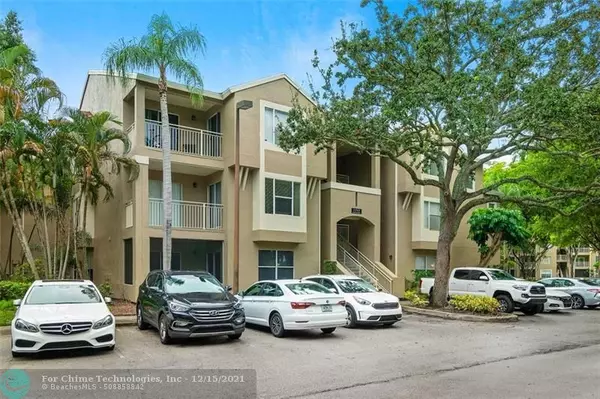 Delray Beach, FL 33445,1745 Palm Cove Blvd  #3-208