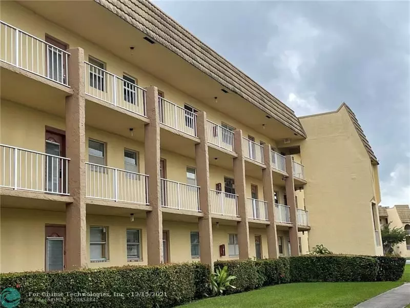 8435 Sunrise Lakes Blvd  #211, Sunrise, FL 33322