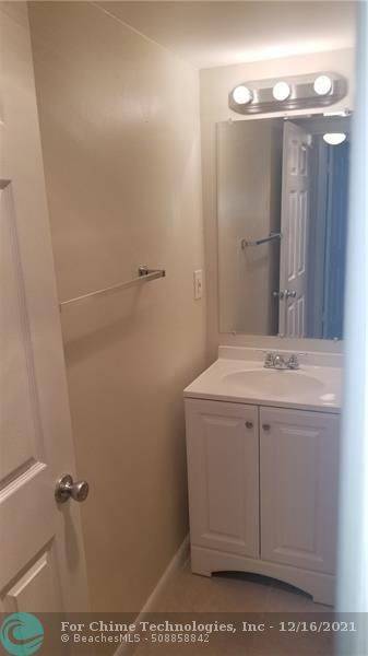 North Lauderdale, FL 33068,726 SW 81st Ter  #14B