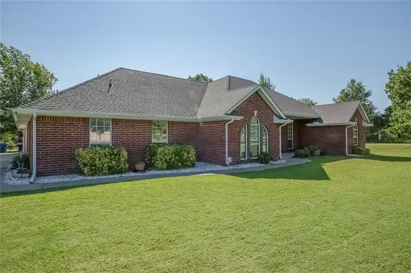 Tuttle, OK 73089,604 Chad Drive