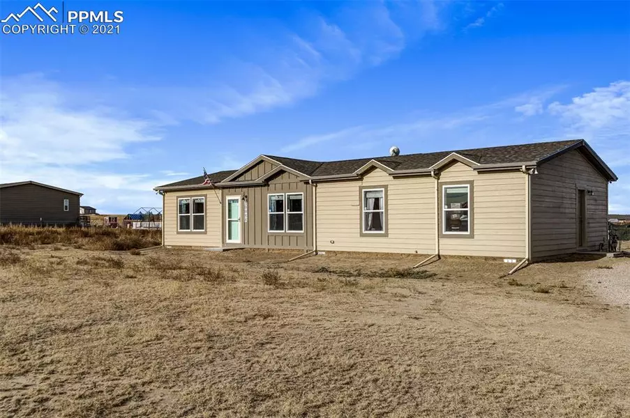 30088 Lonesome Dove LN, Calhan, CO 80808