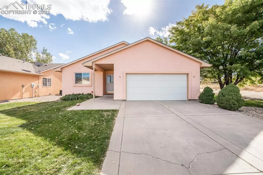 139 S Stardust CIR, Pueblo West, CO 81007