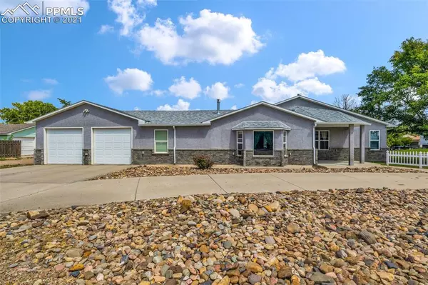 2 MEADOW LN,  Swink,  CO 81077