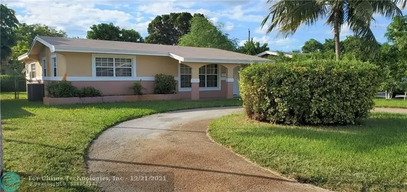 2812 Alcazar Dr, Miramar, FL 33023