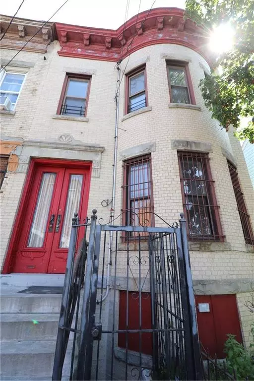 261 Barbey ST, Brooklyn, NY 11207