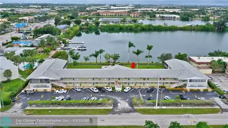 Deerfield Beach, FL 33064,960 Crystal Lake Dr  #109