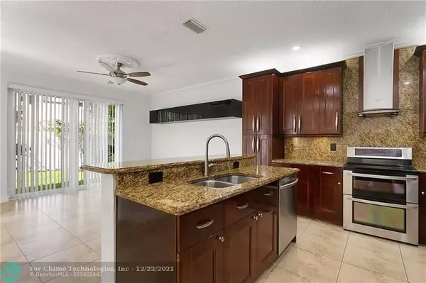 Pembroke Pines, FL 33029,972 SW 176th Ave