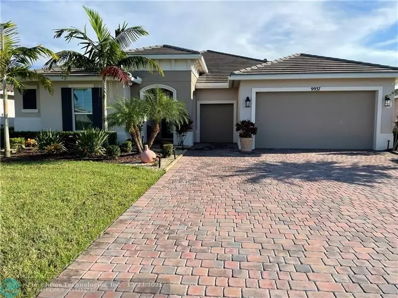 9937 SW Coral Tree Cir, Port Saint Lucie, FL 34987