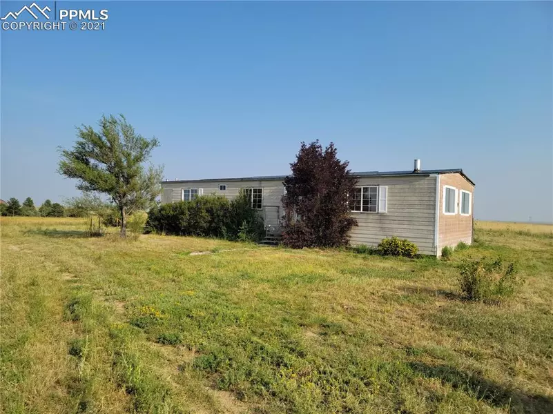 40915 Funk RD, Ramah, CO 80832