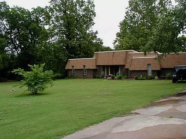 17772 NE 12th Street, Choctaw, OK 73020