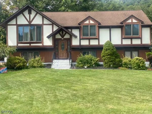 27 RICHMOND RD, Byram Twp., NJ 07874