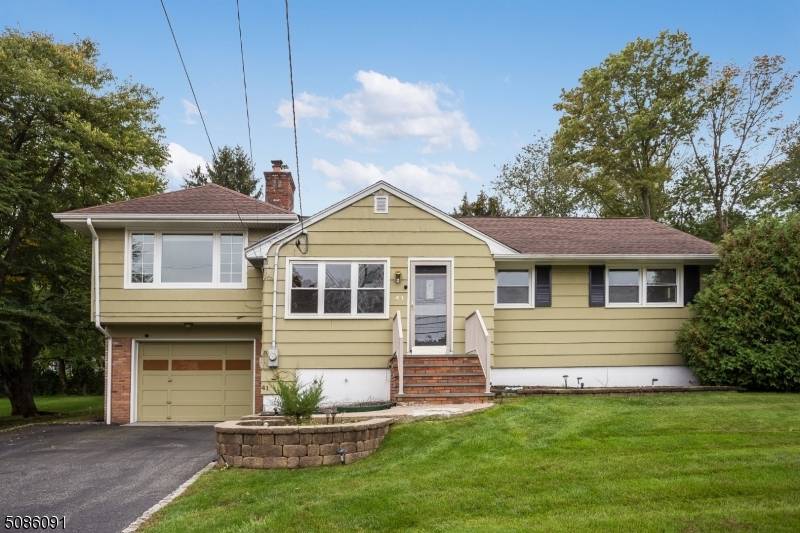41 Grand Ave, Hanover Twp., NJ 07927