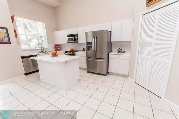 Margate, FL 33063,7725 Highlands Cir