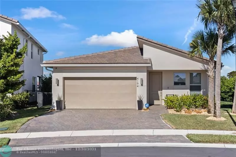 4194 Rosa Dr, Deerfield Beach, FL 33064