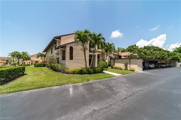 8340 Charter Club CIR #6, Fort Myers, FL 33919