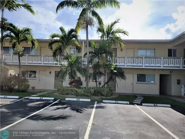 Pompano Beach, FL 33060,912 Pine Dr  #202