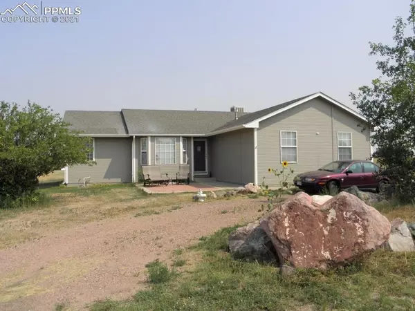 414 S Escalante DR, Pueblo West, CO 81007