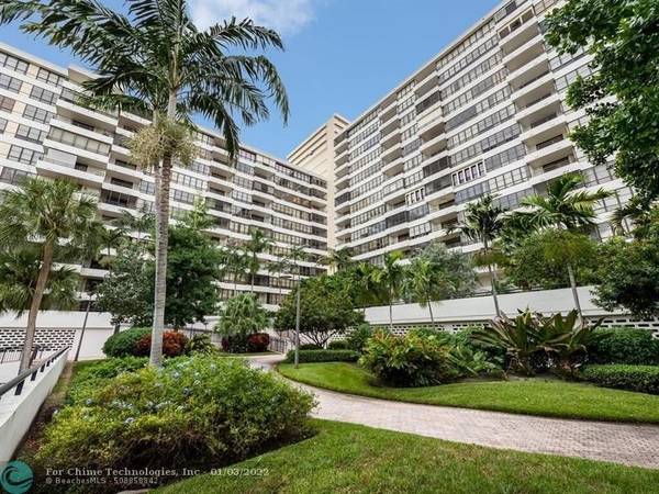 500 Three Islands Blvd  #M20,  Hallandale Beach,  FL 33009