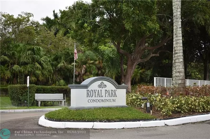 113 Royal Park Dr  #2G, Oakland Park, FL 33309