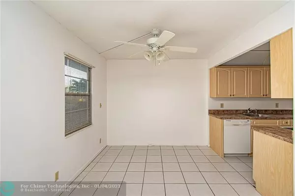 Boca Raton, FL 33434,1086 Exeter  #1086