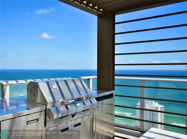 Hollywood, FL 33019,4010 S Ocean Dr  #1607