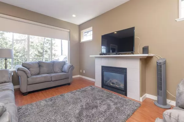 Langford, BC V9B 6W5,934 Bullen Crt