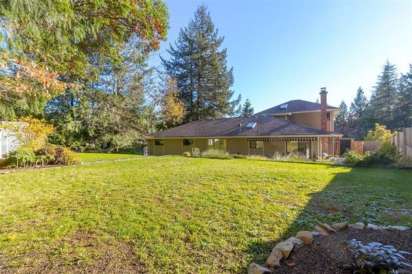 North Saanich, BC V8L 4X5,1730 Lopez Pl