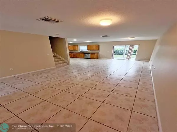 Deerfield Beach, FL 33441,911 SW 15th Street