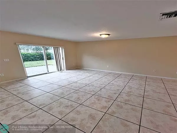 Deerfield Beach, FL 33441,911 SW 15th Street