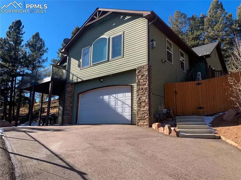 249 Grosbeak CIR, Divide, CO 80814