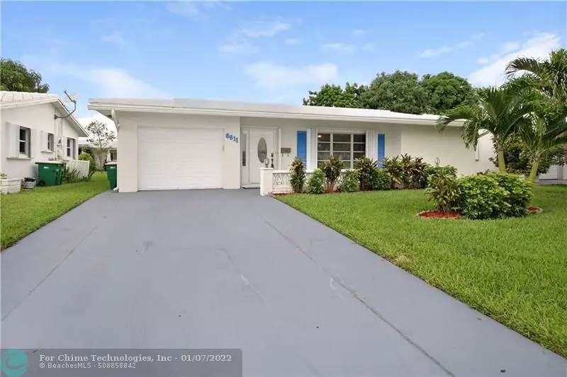 6611 NW 71st St, Tamarac, FL 33321