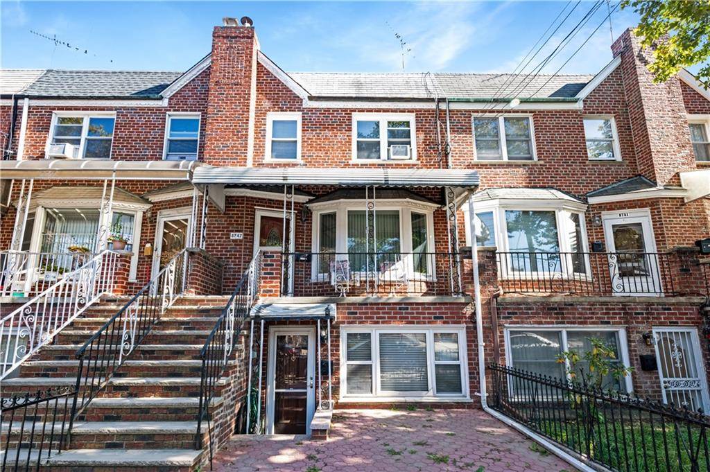 8747 25 AVE, Brooklyn, NY 11214