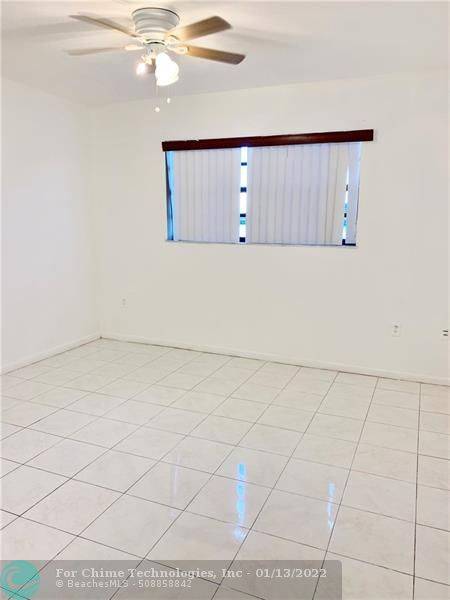 Hialeah, FL 33016,2790 W 60th St  #32