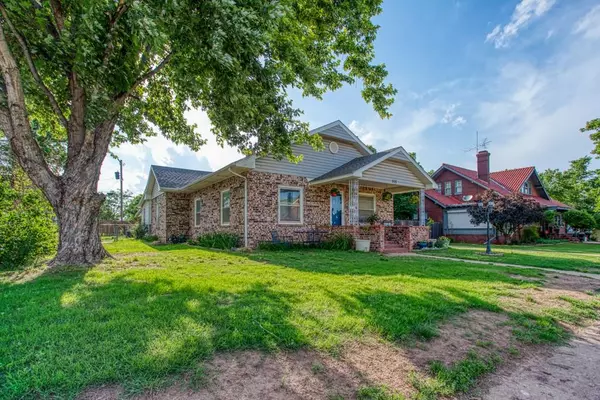 308 S 8th Street, Kingfisher, OK 73750