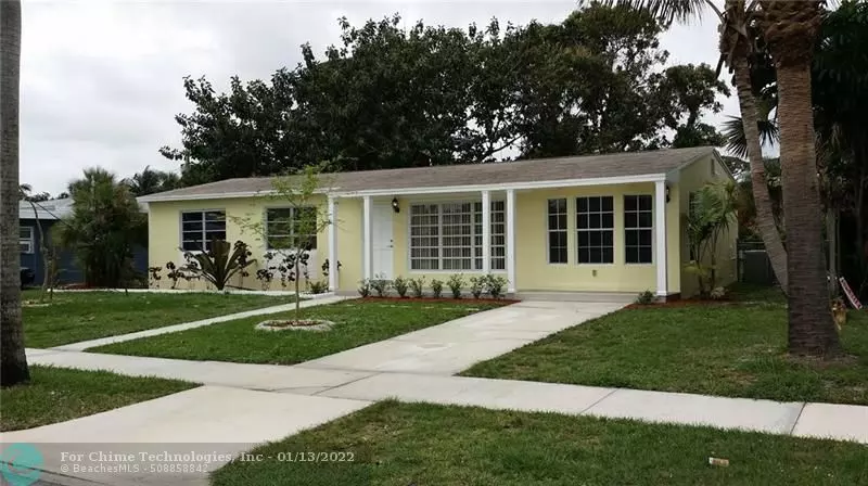 807 Wright Dr, Lake Worth, FL 33461