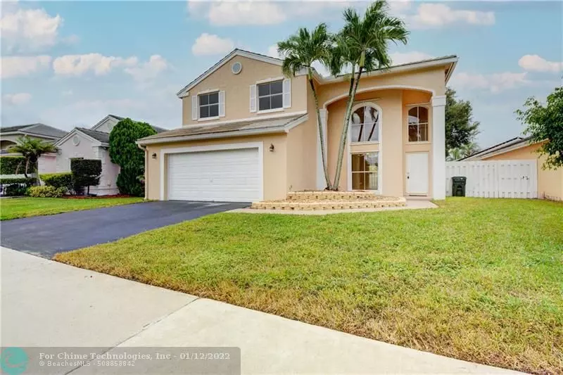 5256 NW 55th St, Coconut Creek, FL 33073