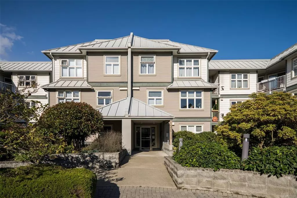 Victoria, BC V9A 1P6,3010 Washington Ave #309