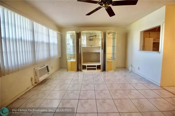 Deerfield Beach, FL 33442,210 Ventnor M  #210