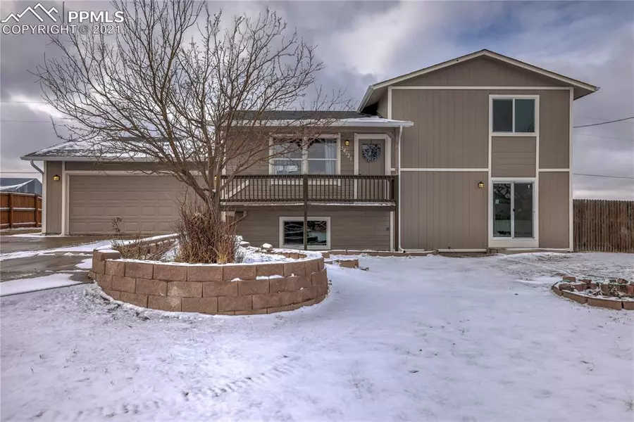 34121 Overland LOOP, Elizabeth, CO 80107