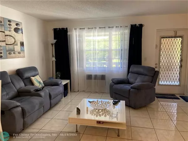 Deerfield Beach, FL 33442,18 Lyndhurst A  #18