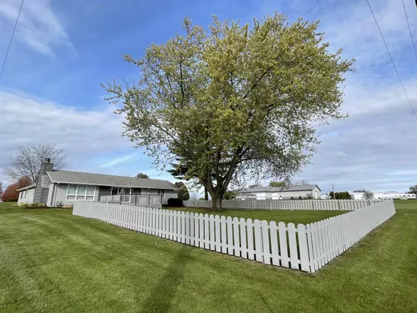 11420 W Chetlain Lane, Galena, IL 61036