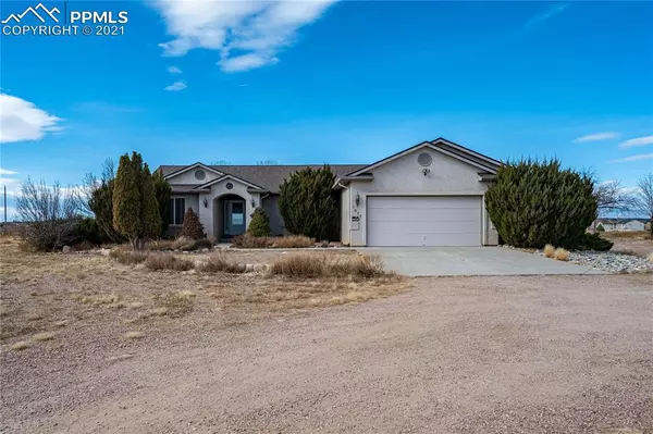 1677 N Cholla CT, Pueblo West, CO 81007