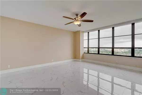 Hallandale Beach, FL 33009,500 Three Islands Blvd  #1211