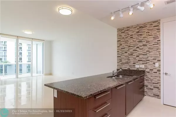 Sunny Isles Beach, FL 33160,16001 Collins Ave  #702