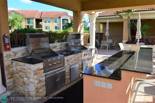 Boynton Beach, FL 33435,916 Villa Cir  #916