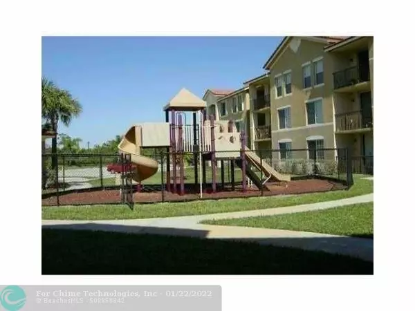 Boynton Beach, FL 33435,916 Villa Cir  #916